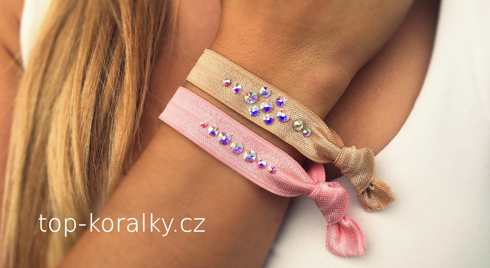 Náramky z pruženky zdobené kamínky Swarovski